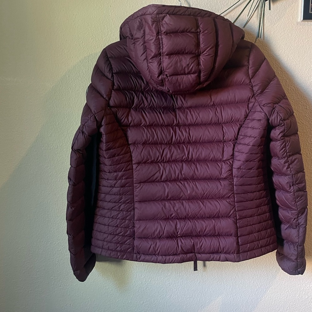 Abercrombie & Fitch Burgundy Down Jacket - Picture 5 of 10
